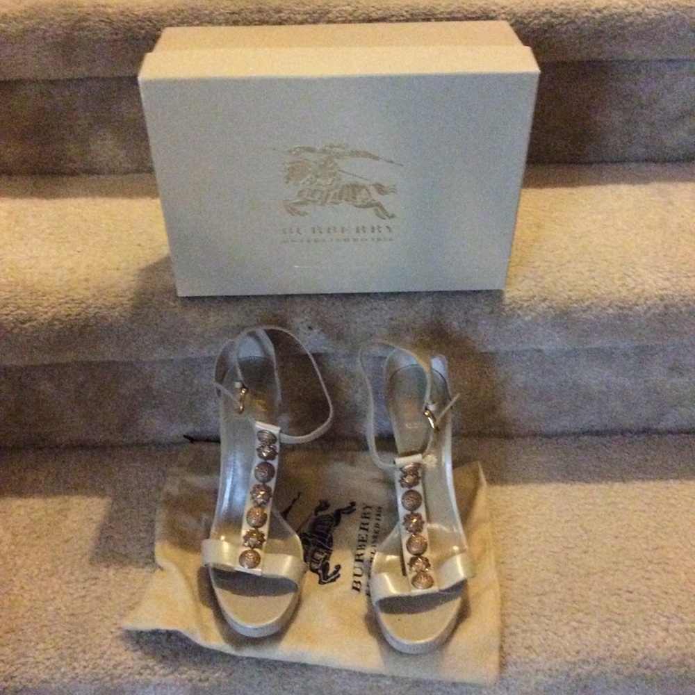 Burberry heel